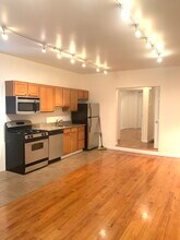 1538 S 9th St, Unit 1 in Philadelphia, PA - Foto de edificio - Building Photo