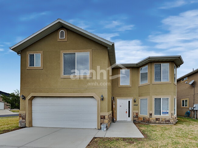 property at 1460 Heather Ln