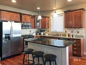 6087 S Rising Sun Way in Boise, ID - Building Photo - Building Photo