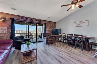 133 Troon Dr, Unit 11 in Branson, MO - Building Photo - Building Photo