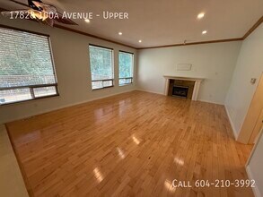 17828-1100a 100a Ave in Surrey, BC - Building Photo - Building Photo