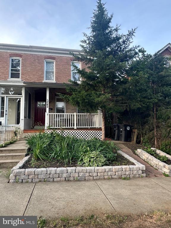 242 E 8th Ave in Conshohocken, PA - Building Photo - Building Photo