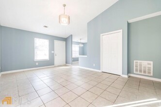 100 Mauldon Ct in Warner Robins, GA - Building Photo - Building Photo