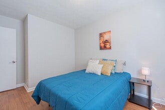 2628 Candler Woods Dr in Decatur, GA - Building Photo - Building Photo