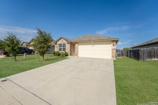 408 Town Frk in Cibolo, TX - Building Photo