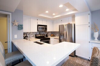 12290 Corte Sabio, Unit 3203 in San Diego, CA - Foto de edificio - Building Photo