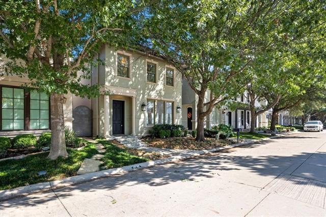 411 Wyndham Crest in Westworth Village, TX - Building Photo
