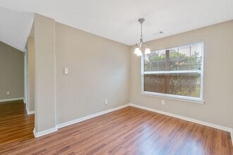 16225 Summerset Estates Blvd in Conroe, TX - Building Photo - Building Photo