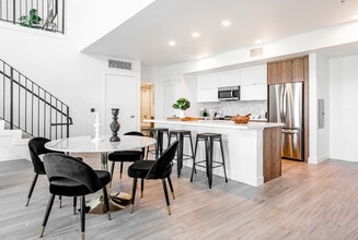 The Harper in Los Angeles, CA - Foto de edificio - Building Photo