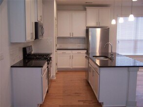 2214 Capulet St in Austin, TX - Building Photo - Building Photo