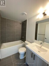 77 Mutual St in Toronto, ON - Building Photo - Building Photo