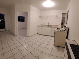 10519 Nopalito St in Ventura, CA - Building Photo