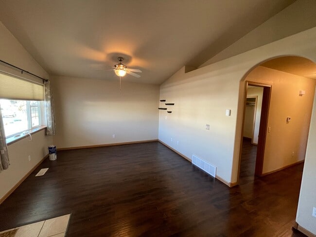 1240 Peony Dr in Billings, MT - Building Photo - Building Photo