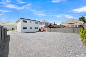 810 Irving St, Unit 810 Irving in Bellingham, WA - Foto de edificio - Building Photo