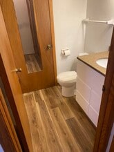 1325 Camden Way in Waukesha, WI - Building Photo - Building Photo