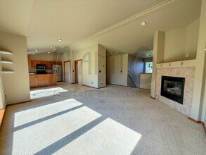 15206 N Wilson Ct in Mead, WA - Building Photo - Building Photo