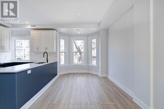 225 Carlton St. in Toronto, ON - Building Photo - Building Photo