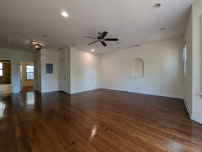 1821 W Leland Ave, Unit 1 in Chicago, IL - Building Photo - Building Photo