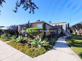 4217 Bellflower Blvd in Long Beach, CA - Building Photo