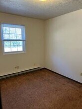 2145 Kenyon St in Louisville, OH - Building Photo - Building Photo