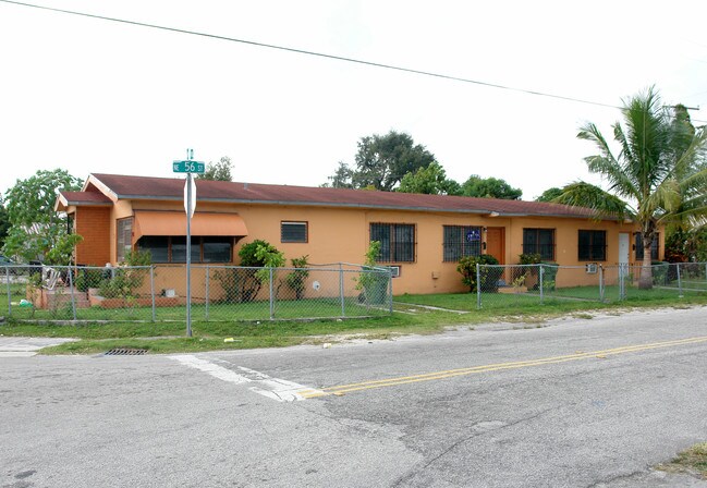 5570 N Miami Ave in Miami, FL - Building Photo - Building Photo