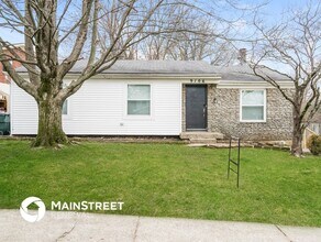 9106 Talitha Dr, Unit 1 in Louisville, KY - Building Photo - Building Photo