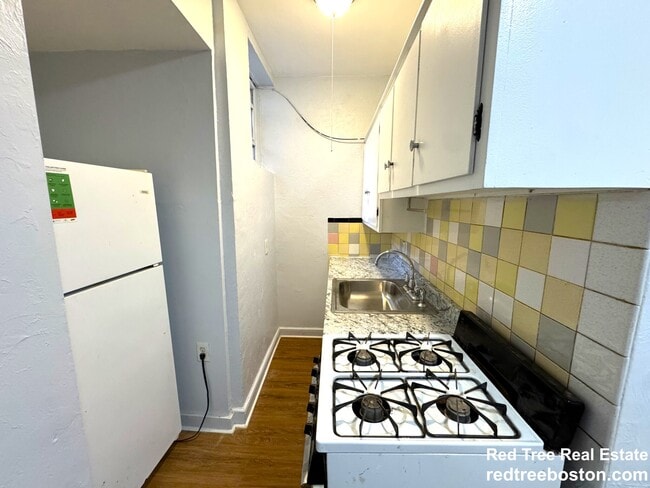 281 Corey Rd in Boston, MA - Building Photo - Building Photo