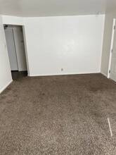 1013 W Lakeside Dr in Moses Lake, WA - Building Photo - Building Photo