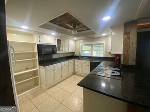 1256 Chambers Rd in Mcdonough, GA - Building Photo - Building Photo