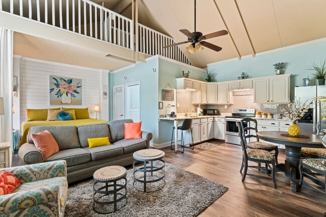property at 1937 Grove Bluff Cir W