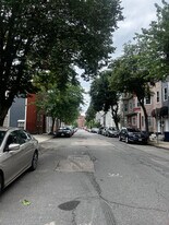 123 W 3rd St, Unit 123 in Boston, MA - Building Photo