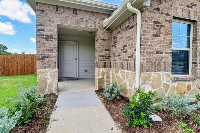 3428 Sweetwater Way in Sherman, TX - Building Photo - Building Photo