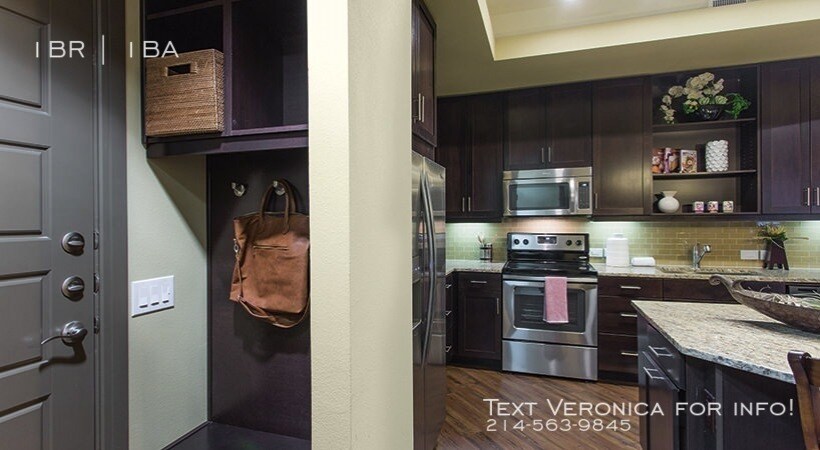 3210 Esperanza Crossing-Unit -95573-732 in Austin, TX - Building Photo