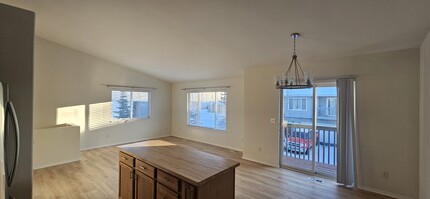 723 Bridgestone Ct in Anchorage, AK - Building Photo - Building Photo