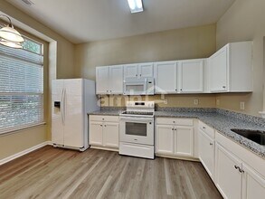 3941 Tyler Bluff Ln in Raleigh, NC - Foto de edificio - Building Photo