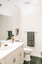 Harrison South in Seattle, WA - Building Photo - Building Photo