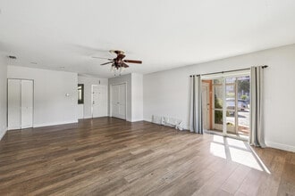 1450 N Riverside Dr in Pompano Beach, FL - Building Photo - Building Photo