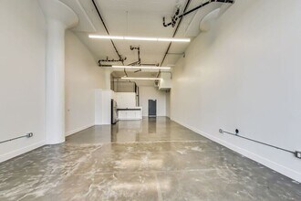 5701 International Blvd in Oakland, CA - Building Photo - Building Photo