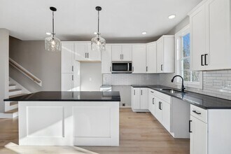 2111 Chadwell Retreat Dr in Nashville, TN - Building Photo - Building Photo