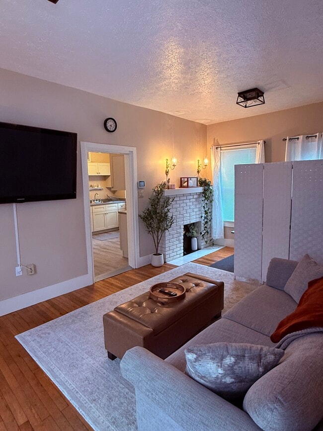 88 E Center St in Berea, OH - Building Photo - Building Photo