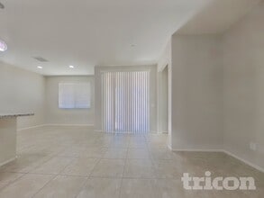 21195 W Palm Ln in Buckeye, AZ - Building Photo - Building Photo