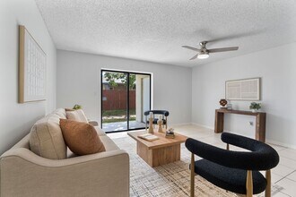 310 Cherokee Ct in Altamonte Springs, FL - Building Photo - Building Photo