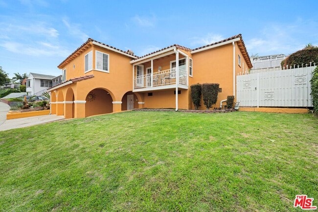 property at 3715 Homeland Dr