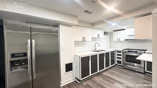 952 Farnham Rd in London, ON - Building Photo - Building Photo