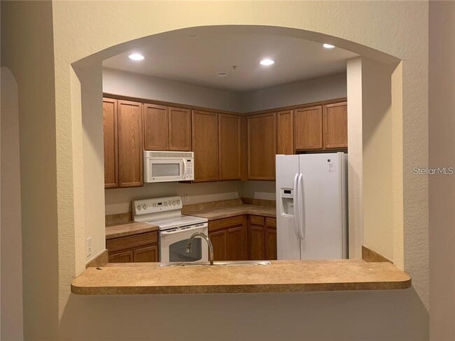 3341 Whitestone Cir in Kissimmee, FL - Building Photo - Building Photo