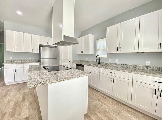 property at 5754 Reed Rd