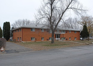 211 79th Way NE in Fridley, MN - Building Photo - Building Photo