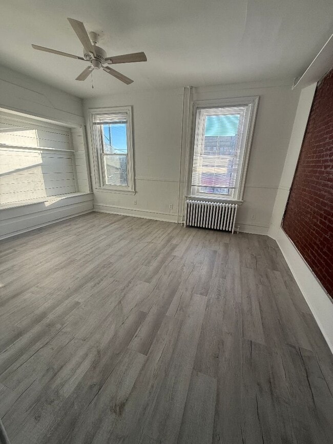 2083 E Clearfield St, Unit 2nd Floor in Philadelphia, PA - Building Photo - Building Photo