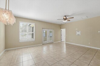 950 E Broadway St in Oviedo, FL - Building Photo - Building Photo