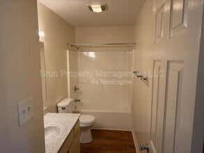 1105 W Parkway Ave in Knoxville, TN - Building Photo - Building Photo